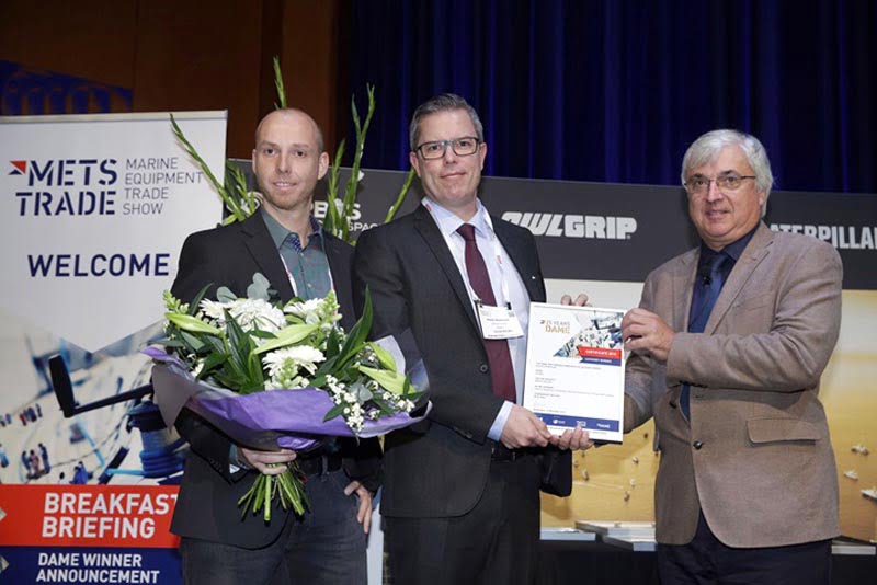 Dometic's Jörg Bernhart and Kester Petersson collect the DAME Design Award for the WAECO CRX at last year's METSTRADE