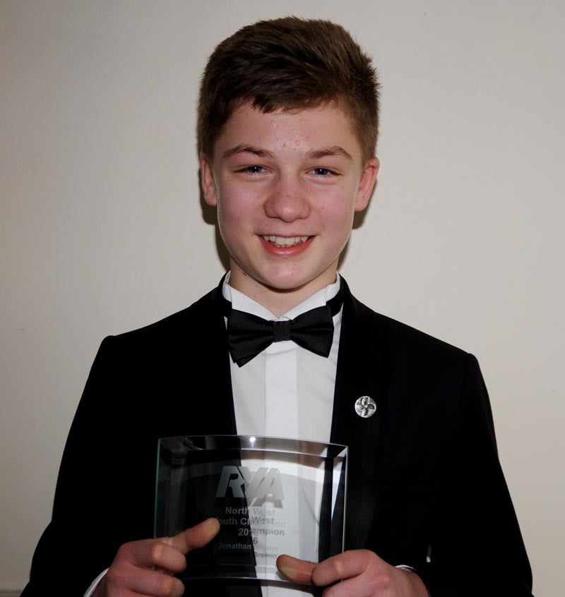 Lincoln Powerboat Racer announced as RYA North West Regional Youth Champion