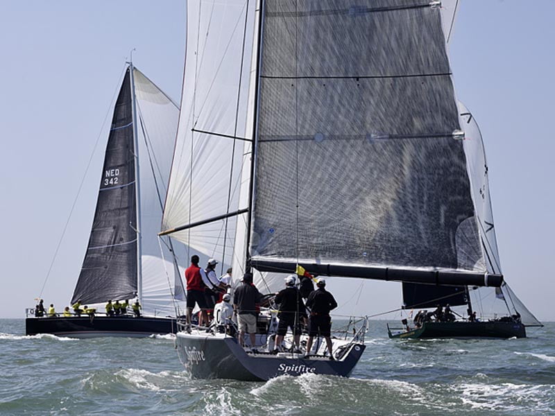 Aberdeen Asset Management Cowes Week Daily Round-Up Day 1