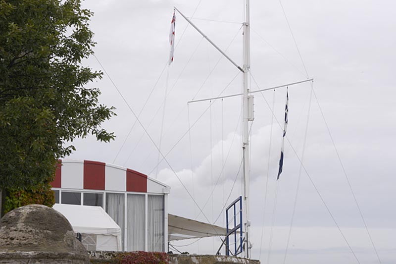 Windless day at Cowes - Copyright Rick Tomlinson