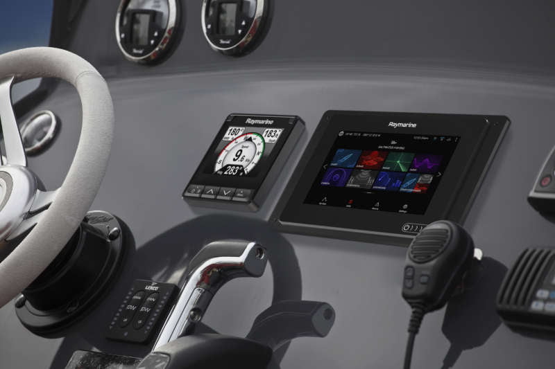 Adapter Plate used to upgrade from Raymarine’s 7-inch e-Series MFD to Raymarine's 7-inch Axiom MFD