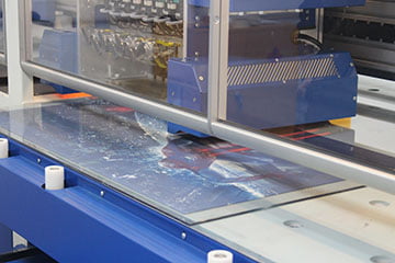 Lewmar glass tempering