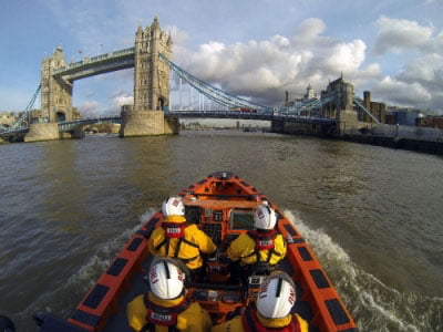 28-04-15-rnli.jpg