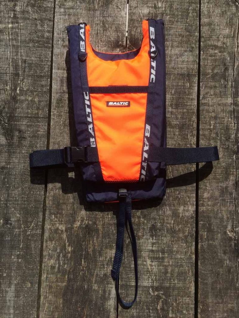 Baltic 5600 buoyancy aid