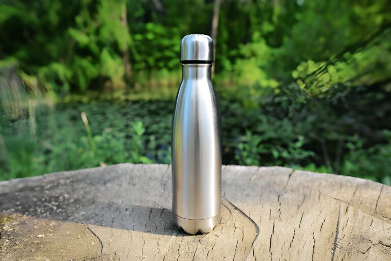 10 Reasons Why You Need an Insulated Water Bottle 768x512